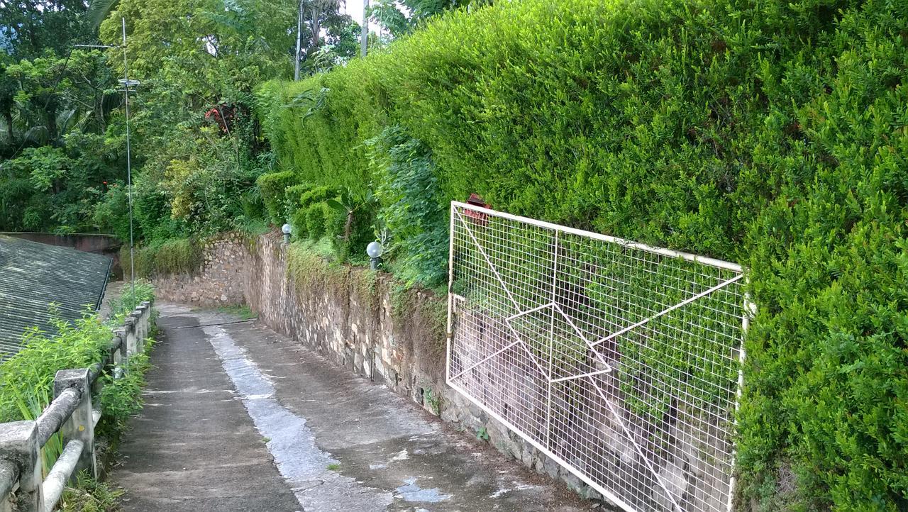 Evergreen Kandy Exterior foto